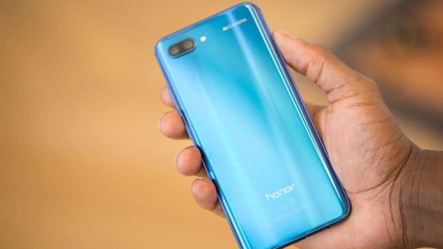 HONOR 10