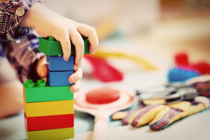 montessori-jusque-dans-le-lit-liberte-jeux-decouverte